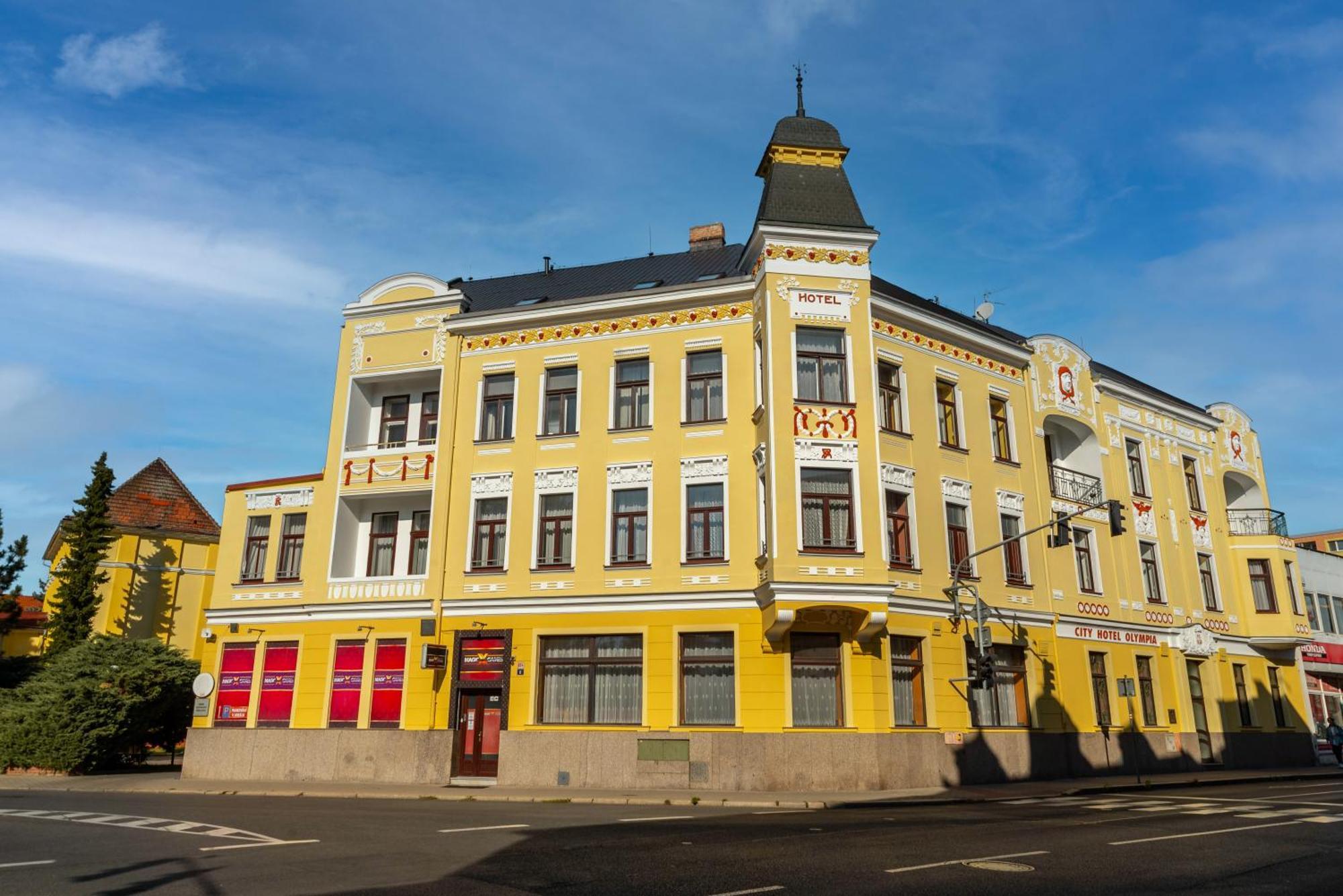 Hotel Olympia Garni Česká Lípa Exterior foto